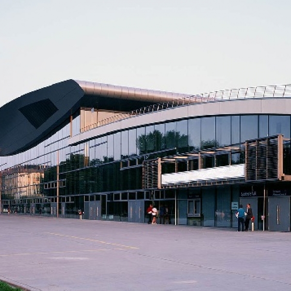 Max-Schmeling-Halle