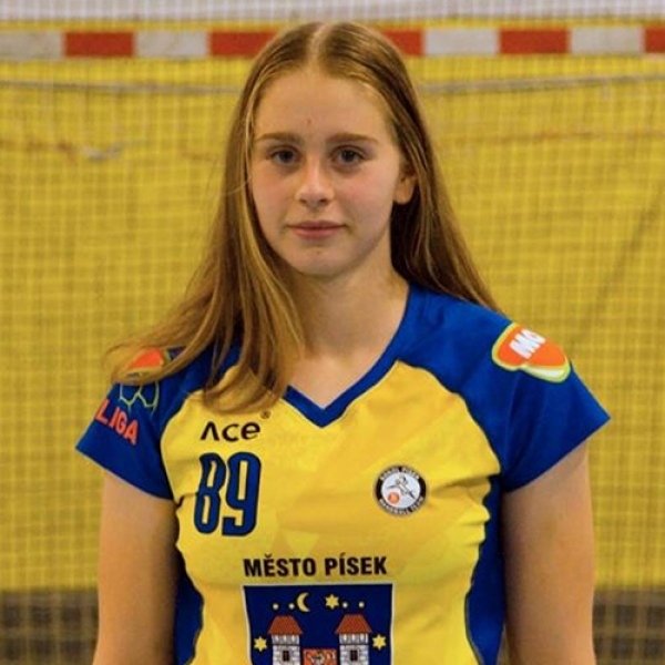 Karolina Houskova