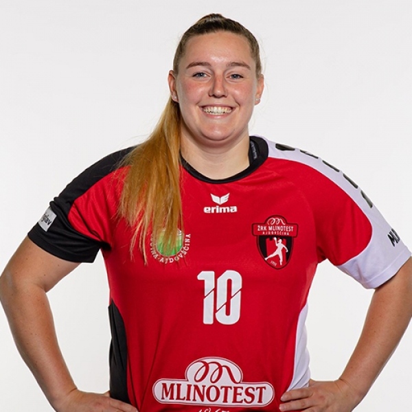 Staša Brecelj