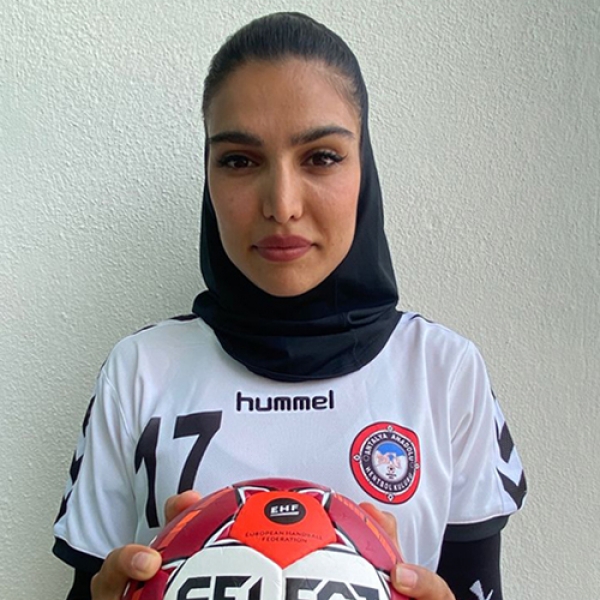 Razieh  Janbaz