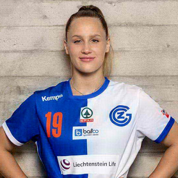 Nina Suter