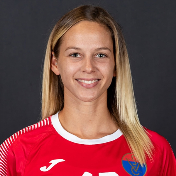 Melinda  Szatmari