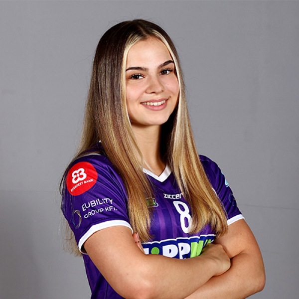 Flora Androczki