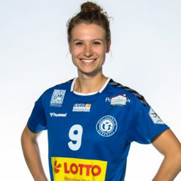 Lea Helle