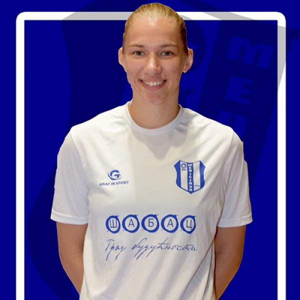 Iva Peruničić