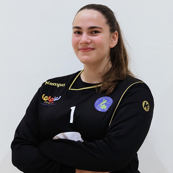 Naama Zelig