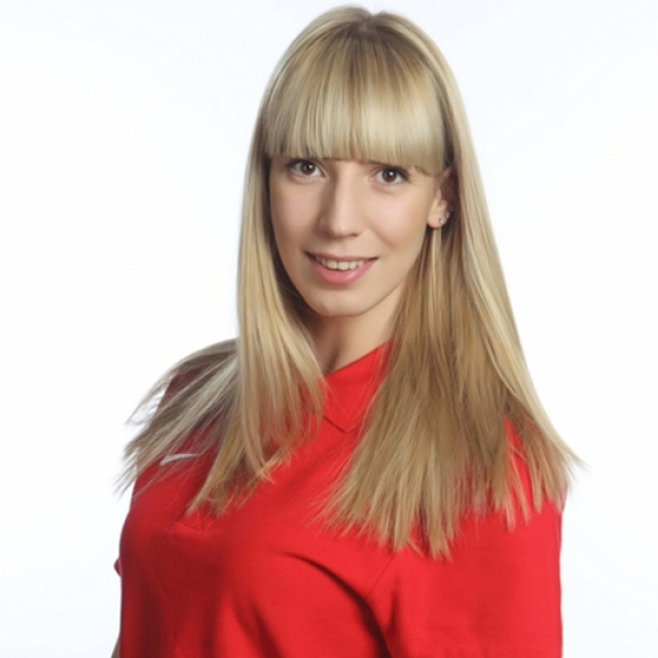 Elena Ustich