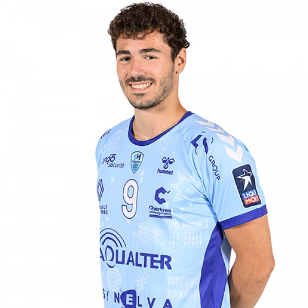 Yanis Busselier
