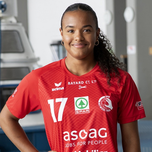 Yasmine Allou