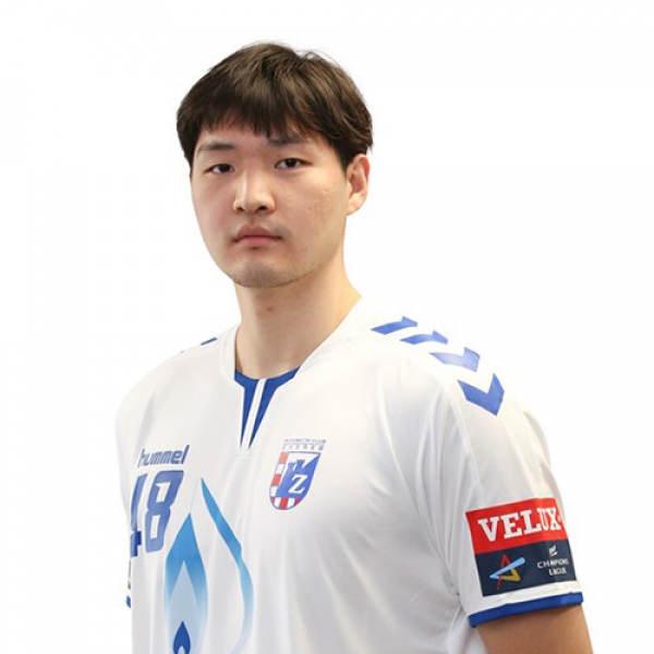 Yao  Xueyan