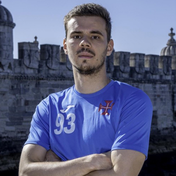 Tiago  Ferro
