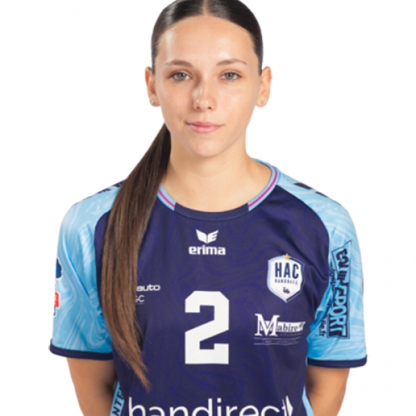 Lola  Ribeiro