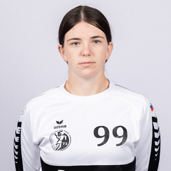 Nika Savnik