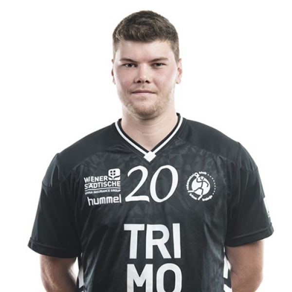 Lovro Kmet