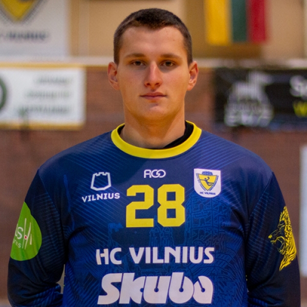 Matas  Laurikenas