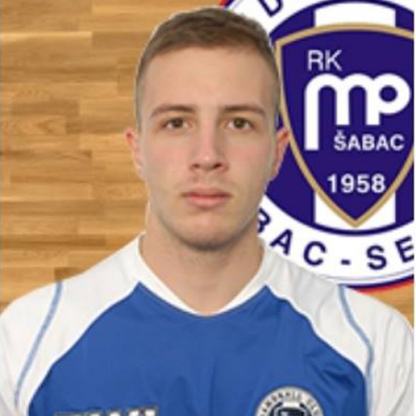 Milan  Marinović
