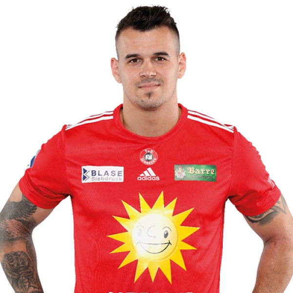 Roman  Bečvář