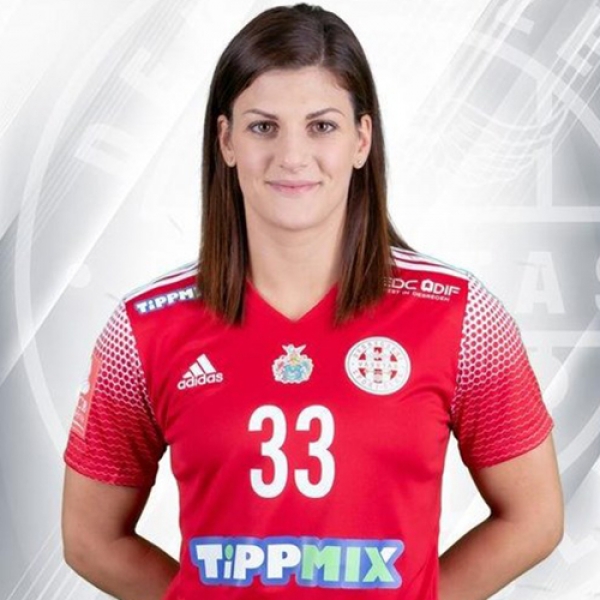 Anna  Kovács