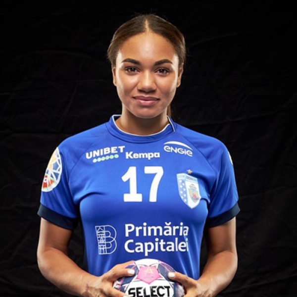 Elizabeth  Omoregie