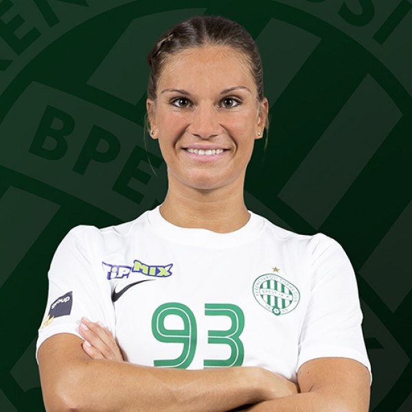 Julia  Behnke 