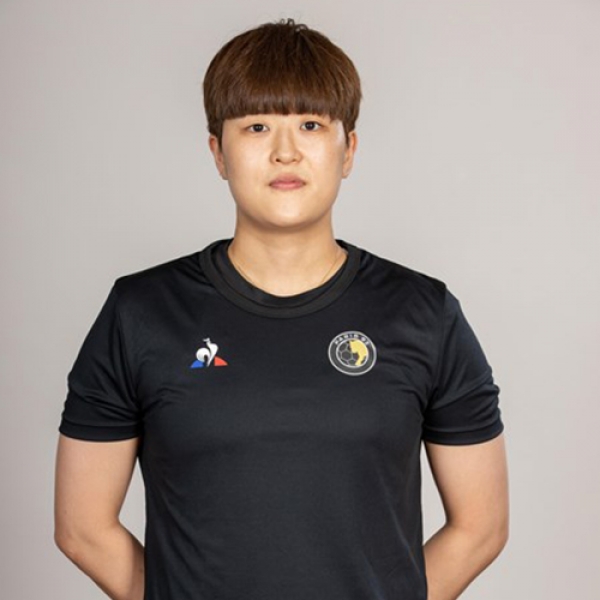 Ryu  Eun-hee