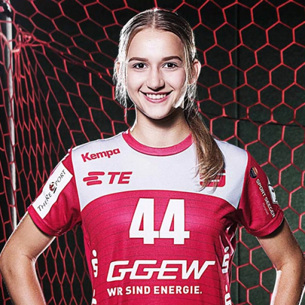Julia Niewiadomska