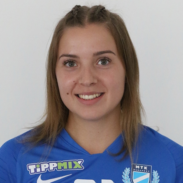 Eszter  Juhász