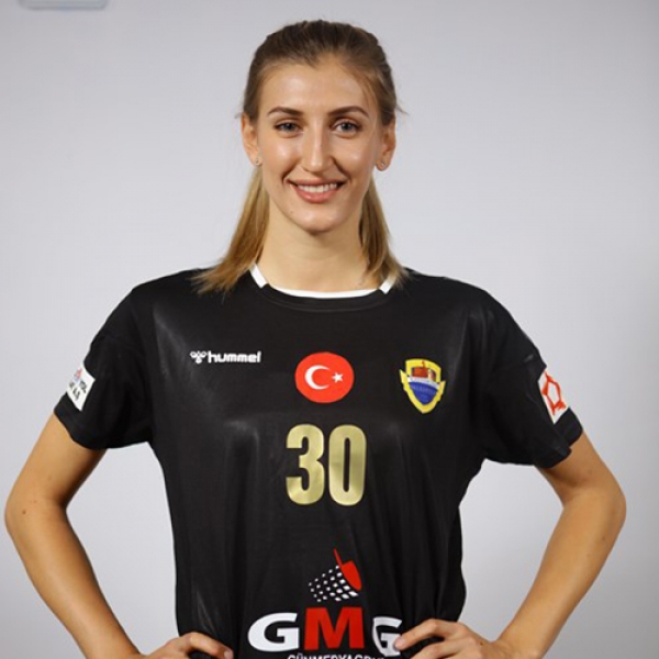 Alena  Ikhneva