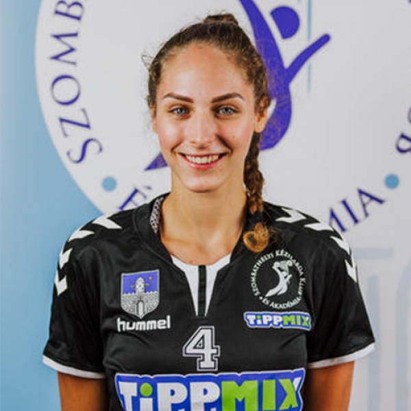 Fanni  Csire