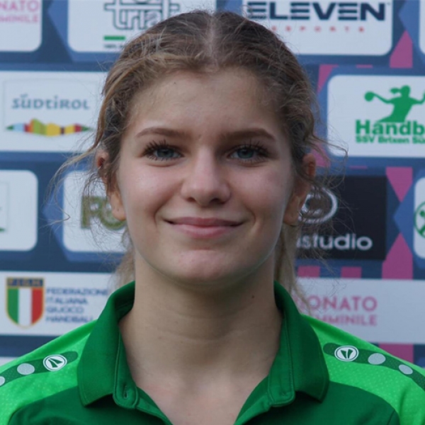 Elina  Prast