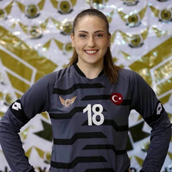Yagmur Bembeyaz