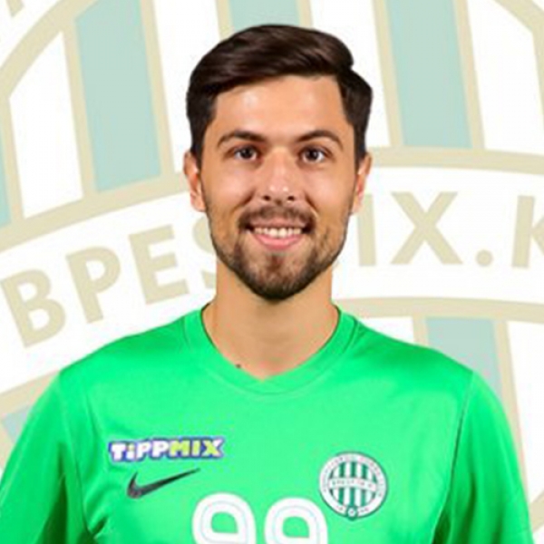 Péter  Kovacsics