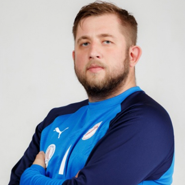 Igor  Efremenko