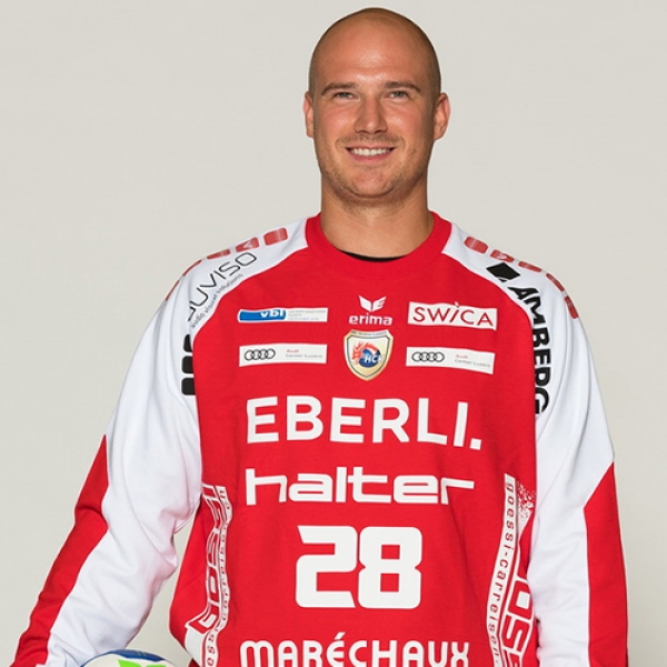 Paul  Bar