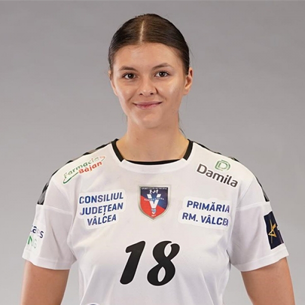 Daria  Bucur
