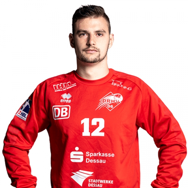 Julian  Malek