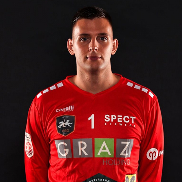 Leo Nikolic