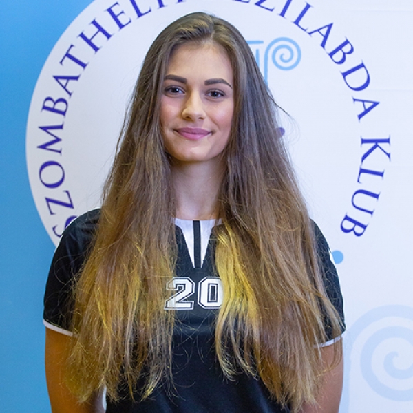 Apollonia Szmolek