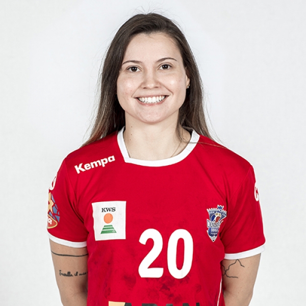 Larissa Araujo
