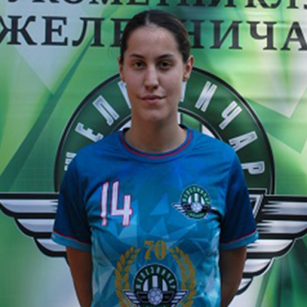 Mila Tešić