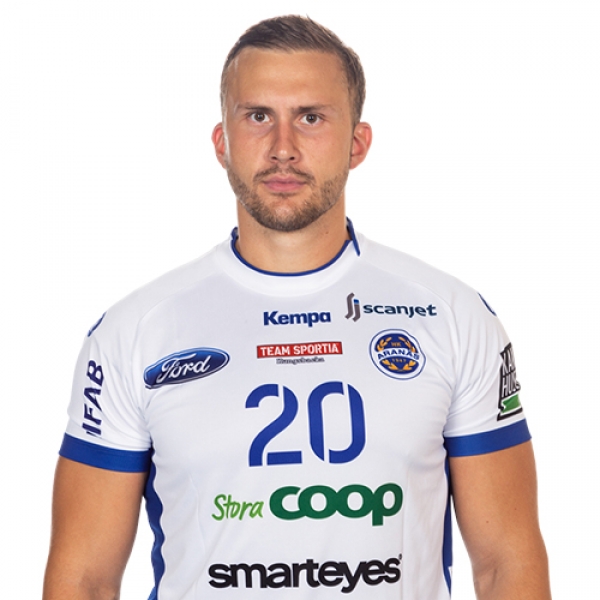 Erik  Karelius