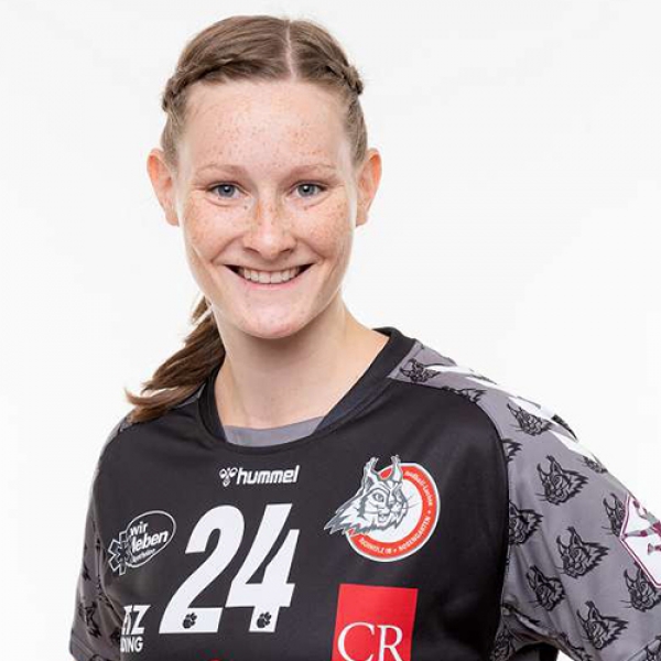 Natalie  Axmann