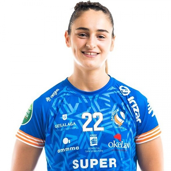 June Loidi Etxaniz